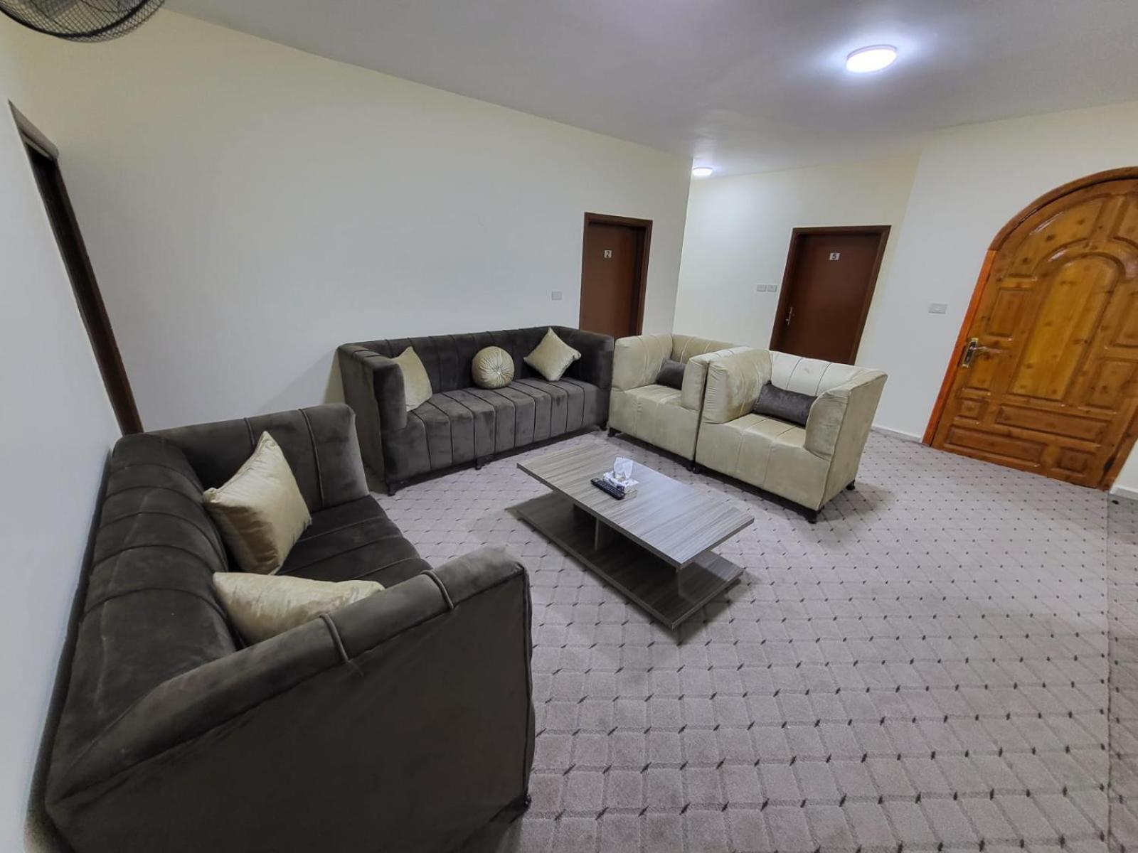 Hostel Petra Hills House Wadi Musa Zewnętrze zdjęcie